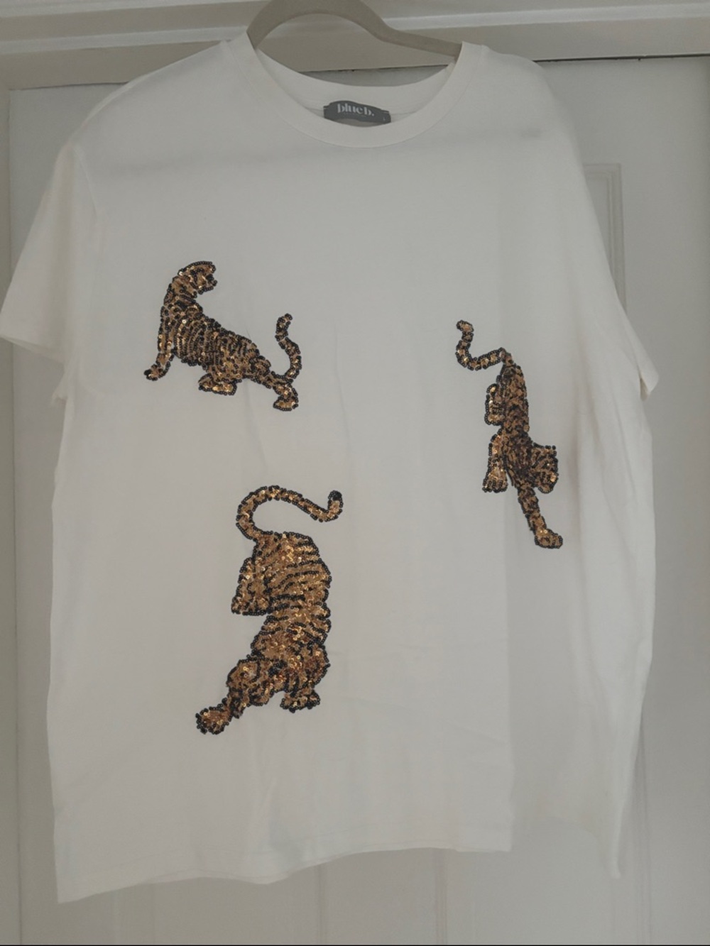 White Sequin Tiger Short Sleeve Tee